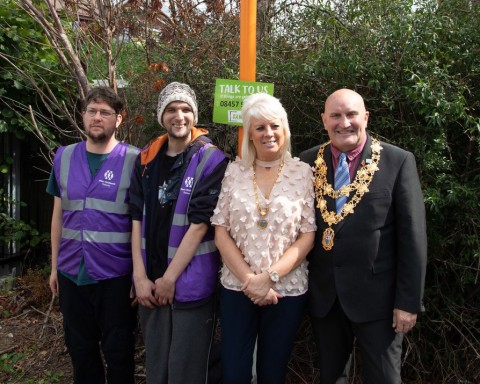 Local Mayor visits Bedworth station to support the work of station adopters