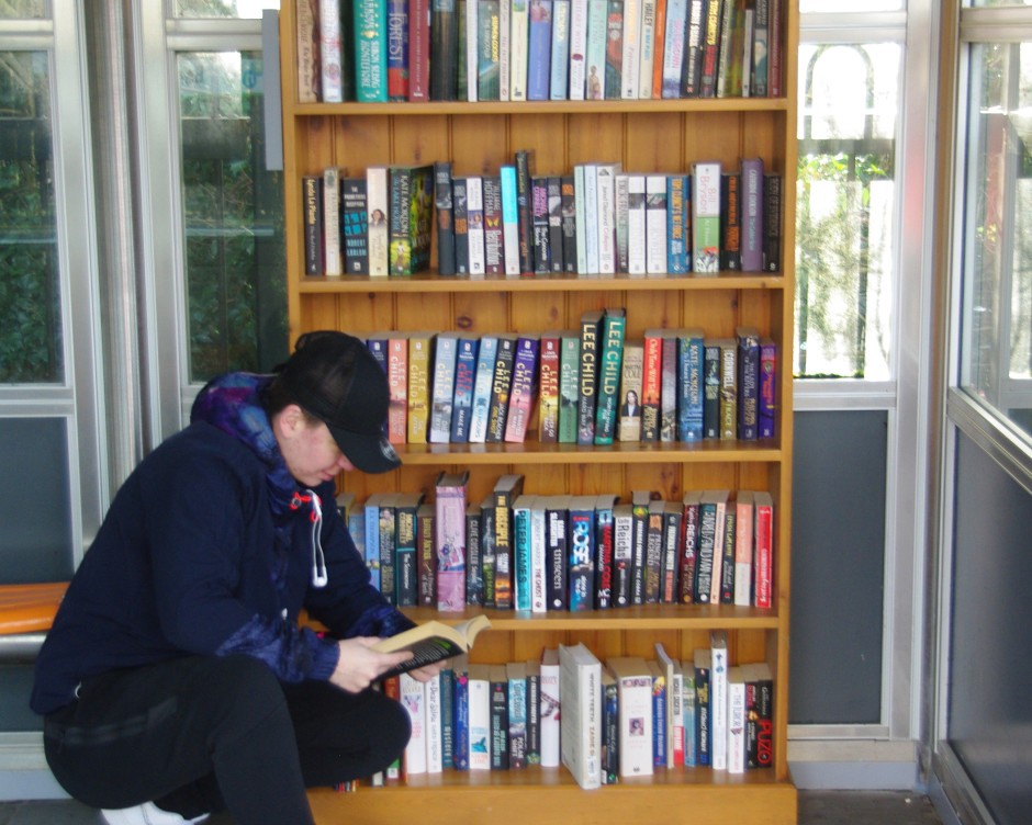 Compact library launched for commuters at Berkswell station